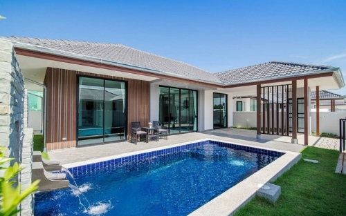 Modern pool villa for rent in Hua Hin Thailand